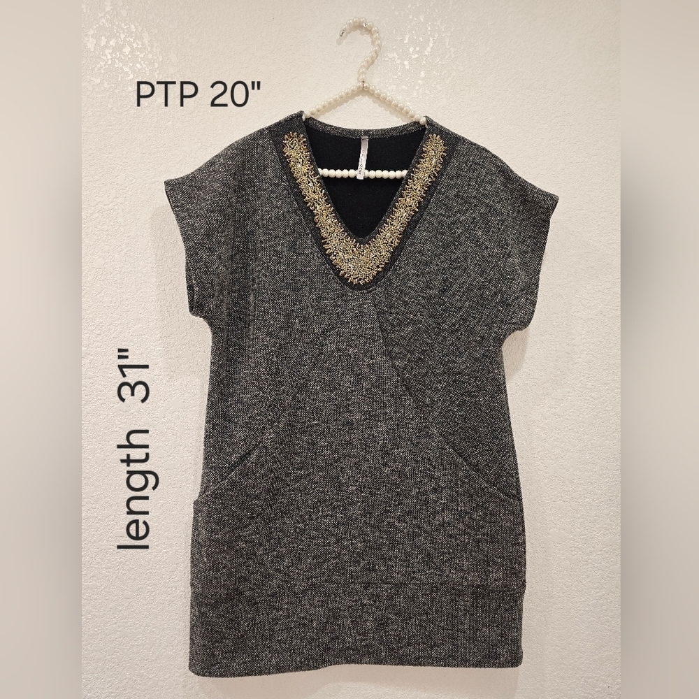 Mini Dress-Tunic Beaded V-neck Gray Black